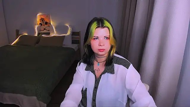 AliceSpencery Adlı Modelin Canlı XXX Sohbeti