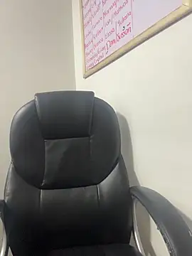 XXX chat uživo modela LilyRossi_