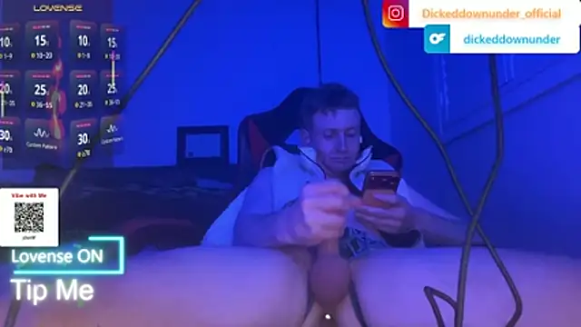 OFFICAL_DICKEDDOWNUNDER Pertunjukan Webcam