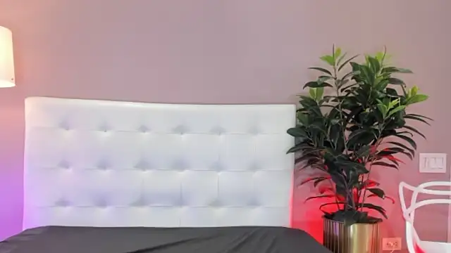 liahglow Live XXX Chat