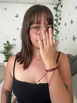 MariRousee Live XXX-chat
