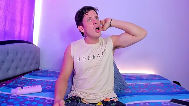 Chat XXX ao vivo de johnycooper08