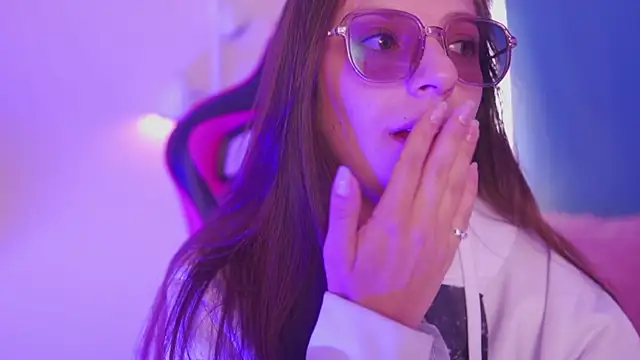 دردشة milly_kenner الجنسية المباشرة
