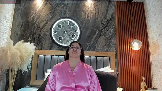צ'אט XXX בשידור חי של BellaPeers_