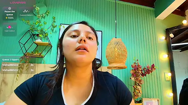 Chat +18 de george_jonnes ao vivo