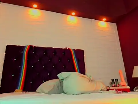 Show de Nicolass_23 na webcam