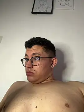 Kurtxxx22 웹캠 쇼
