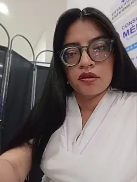 SOFI__10 élő XXX-chatje