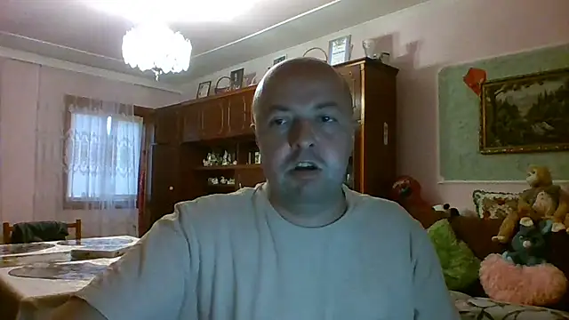 Luceriusbigass Show Webcam