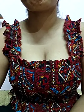 Sharvari-Wagh live XXX chat