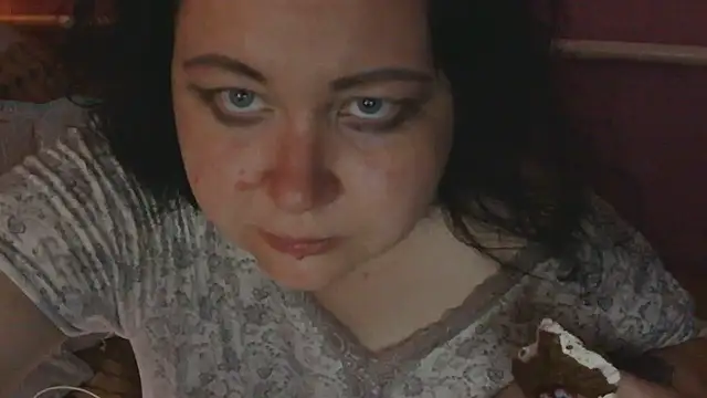 XXX chat uživo modela Medjik_lool