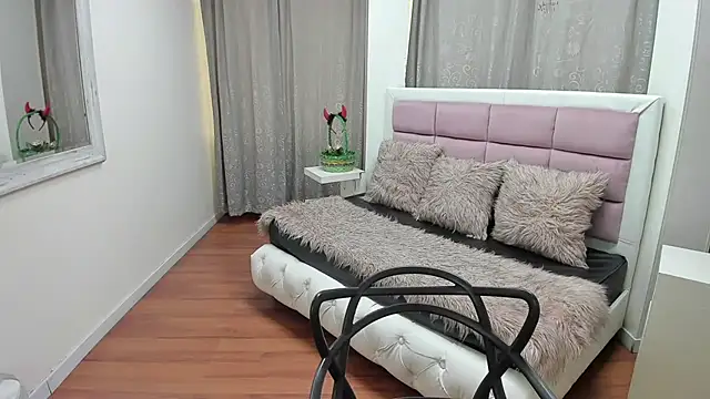 gaby_trent XXX чат на живо