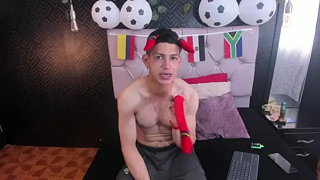 Tony_Zackk Chat XXX live