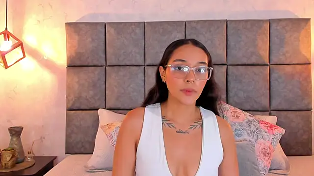 Roseaurora Live XXX Chat