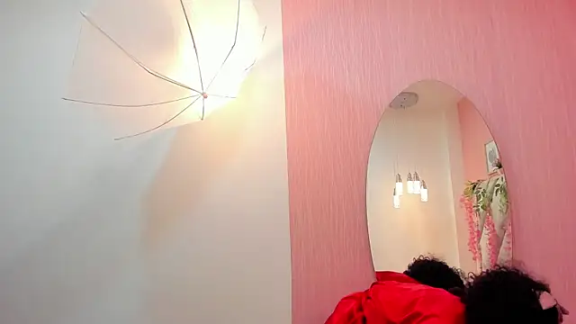 Lunakellerr's Live XXX Chat