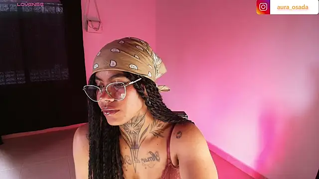 Canela_Osada_'s Live XXX Chat