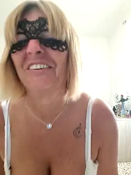 Gattina74n Live XXX chat