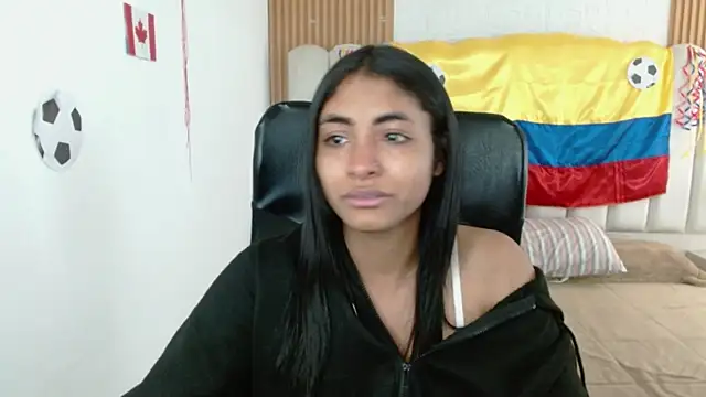 shaneelle 现场XXX聊天