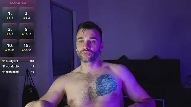 Chat +18 de DaddySlava ao vivo