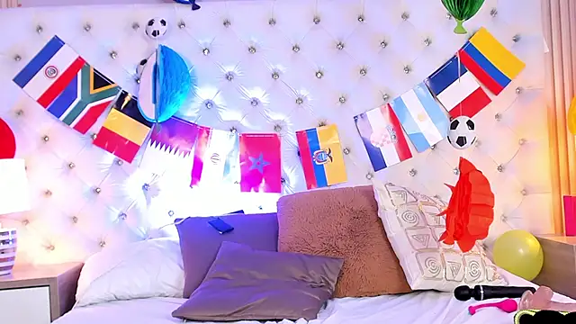VaniaRouse Adlı Modelin Canlı XXX Sohbeti