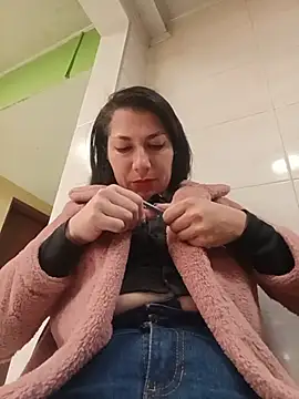 צ'אט XXX בשידור חי של Mia_Love-3