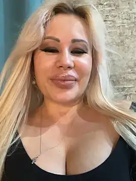 Rolling_milf: απευθείας συνομιλία ΧΧΧ