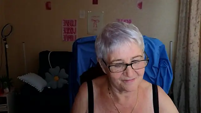 Chatroom XXX en direct de Sandra_Snowflake