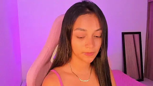 MelanyOconner's Live XXX Chat