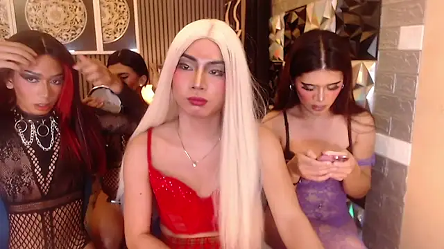 Chat XXX ao vivo de AudreyMilesTrans