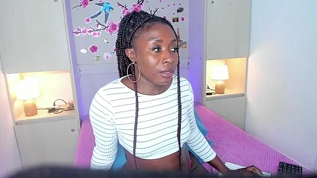 TaylorBloom Live XXX-chat