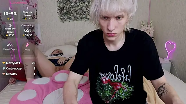 NeetMolly Chat XXX live