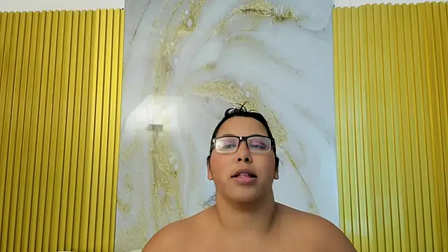 DeepandCurvy Live XXX-chat