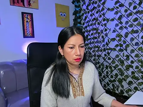 Megaan_Collins Live XXX-Chat
