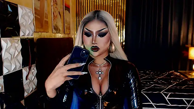 MassiveCockTrans – Live XXX-chat