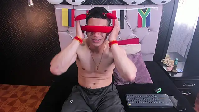Chat +18 de Tony_Zackk ao vivo
