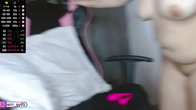Онлайн чат XXX emilyn_grey1