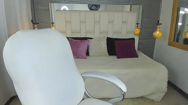 Chat XXX ao vivo de Miranda__Green