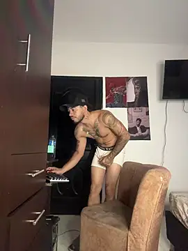 Kenny_romano Live XXX-chat
