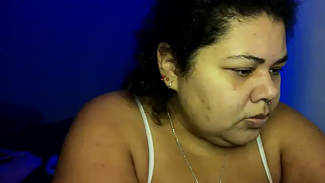 xlatinastar's Live XXX Chat