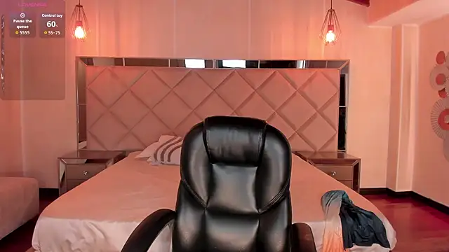 دردشة MeganScott الجنسية المباشرة