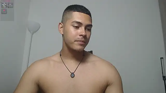 Živý XXX chat Iamdylan777