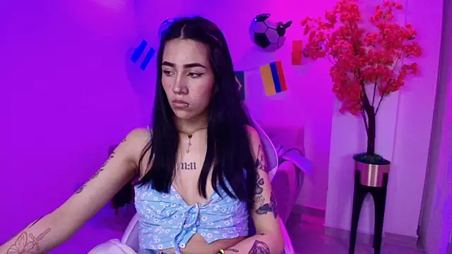 Rainy_doll Live XXX Chat