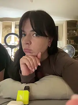 Poly_Nick Live XXX-chat