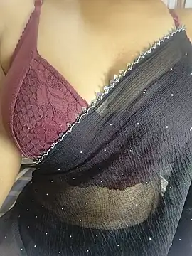 Praveena27telugu Live XXX Chat