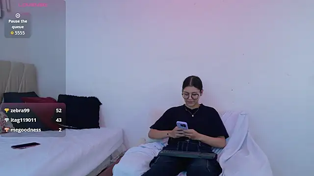 sweetauracouple's Live XXX Chat