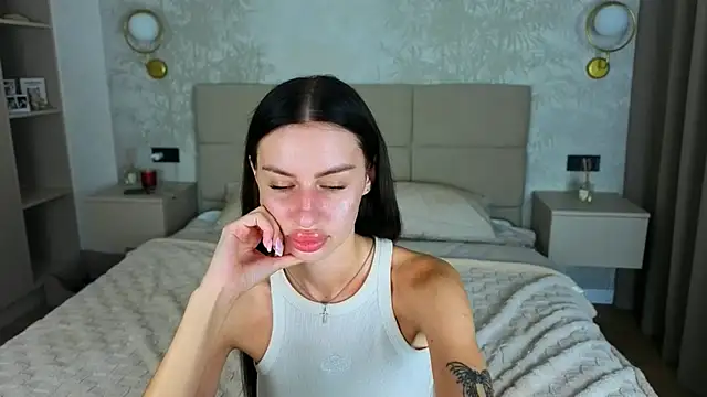 Snow_WhiteeeX Adlı Modelin Canlı XXX Sohbeti