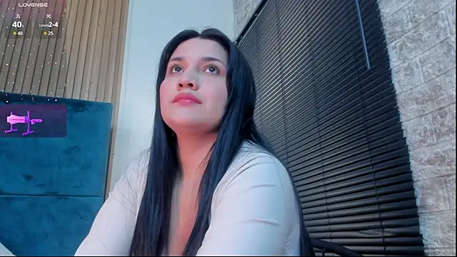 Kareena_chopra's Live XXX Chat