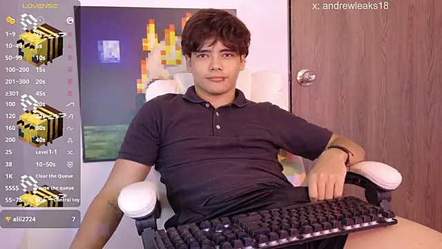 an_drew18 Adlı Modelin Canlı XXX Sohbeti