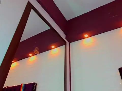 Nicolass_23 Pertunjukan Webcam