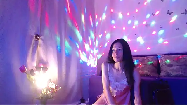ElysaSun's Live XXX Chat